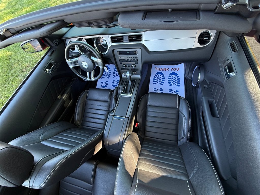 Used 2012 Ford Mustang Premium RWD image 60