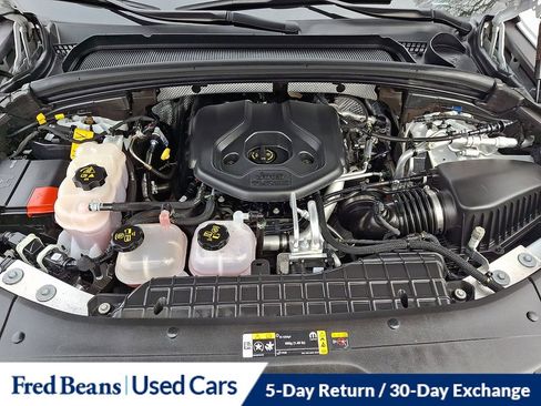 Used 2022 Jeep Grand Cherokee Trailhawk w/ Luxury Tech Group III image 29