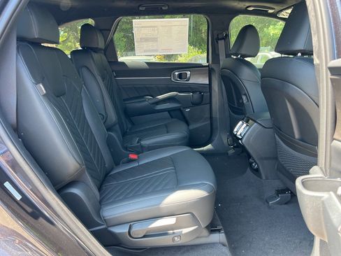 New 2025 Kia Sorento SX Prestige image 14