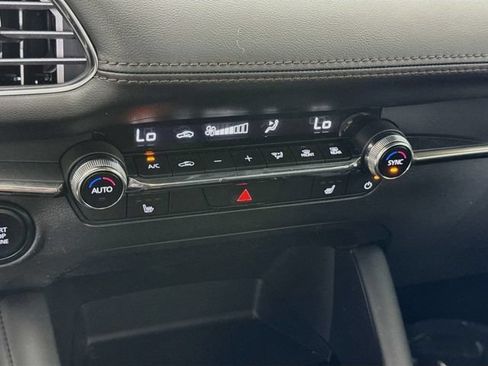 Used 2025 MAZDA MAZDA3 s FWD image 15