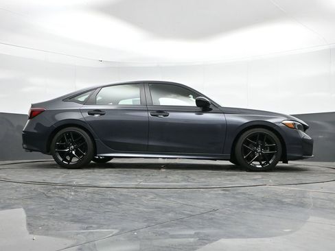 Used 2025 Honda Civic Sport image 33