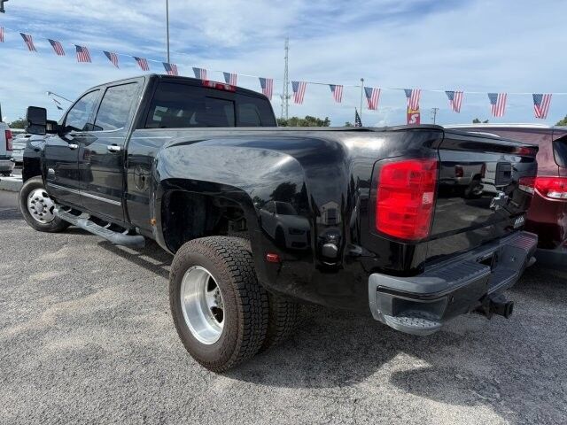Used 2017 Chevrolet Silverado 3500 High Country w/ Duramax Plus Package AWD/4WD image 5