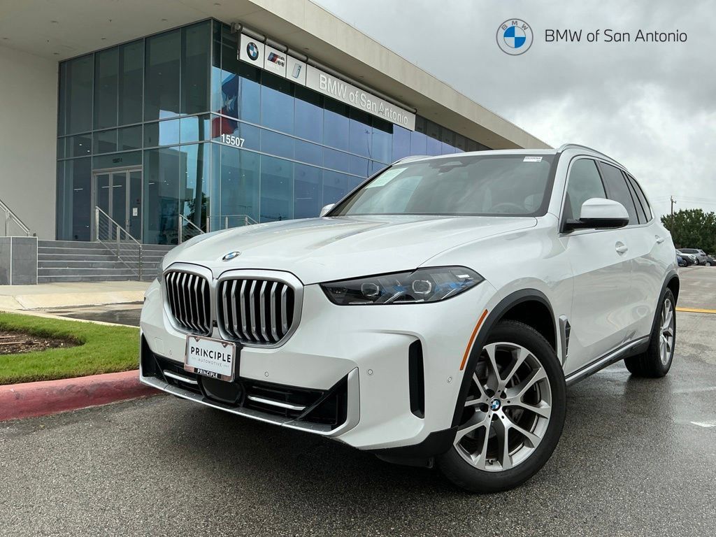 Certified 2024 BMW X5 xDrive40i w/ Premium Package AWD/4WD image 1