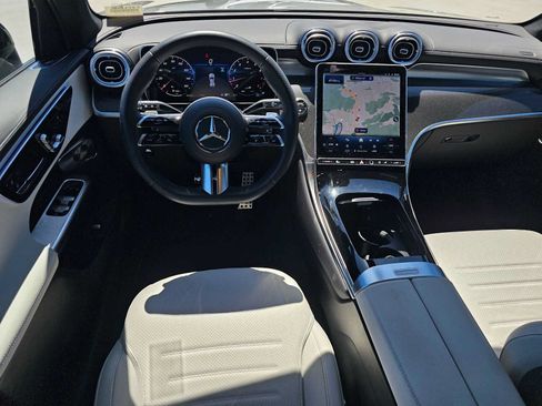 Used 2026 Mercedes-Benz GLC 300 4MATIC image 18