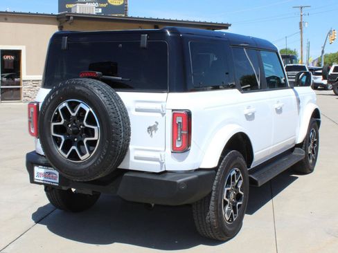Used 2025 Ford Bronco Outer Banks AWD/4WD image 8