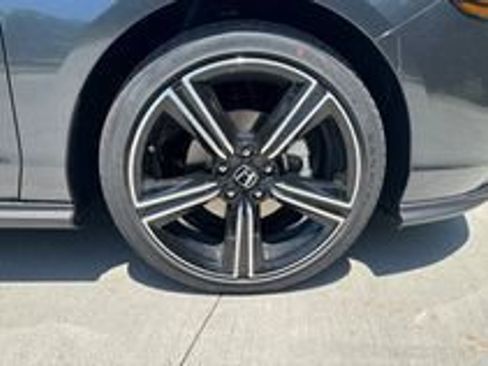 Used 2026 Honda Accord SE image 11