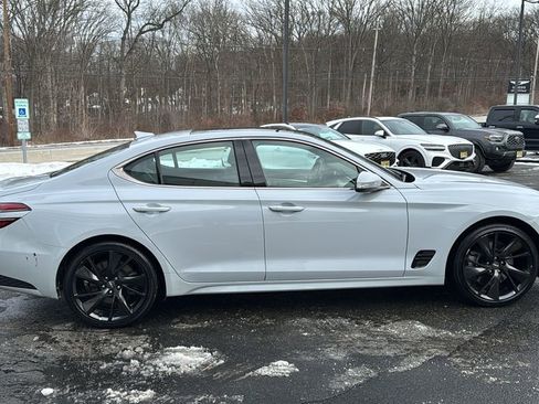 Used 2022 Genesis G70 3.3T w/ Sport Advanced Package image 15