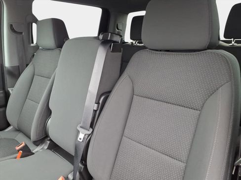 Used 2022 Chevrolet Silverado 1500 Custom image 9