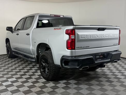 Used 2020 Chevrolet Silverado 1500 Custom Trail Boss w/ Custom Convenience Package AWD/4WD image 3