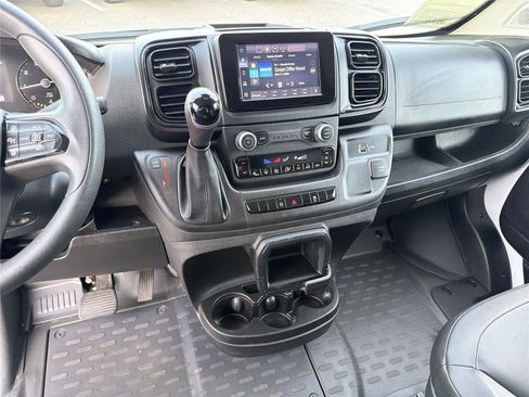 Used 2024 RAM ProMaster 2500 w/ Convenience Group FWD image 26