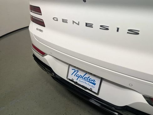 Used 2023 Genesis GV80 3.5T w/ Prestige Package AWD/4WD image 9