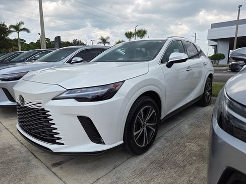 Used 2025 Lexus RX 350 Premium w/ Accessory Package (Z1) FWD image 3