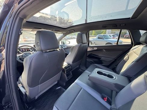 Certified 2023 Volkswagen ID.4 S RWD image 10