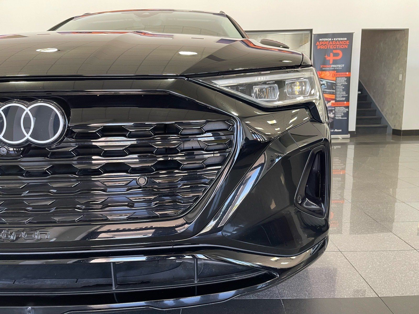 Used 2024 Audi Q8 e-tron Premium Plus w/ Premium Plus Package AWD/4WD image 9