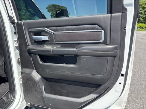 Used 2024 RAM 2500 Big Horn AWD/4WD image 7