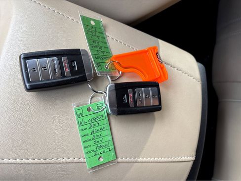 Used 2019 Acura RDX FWD w/ Advance Package image 29