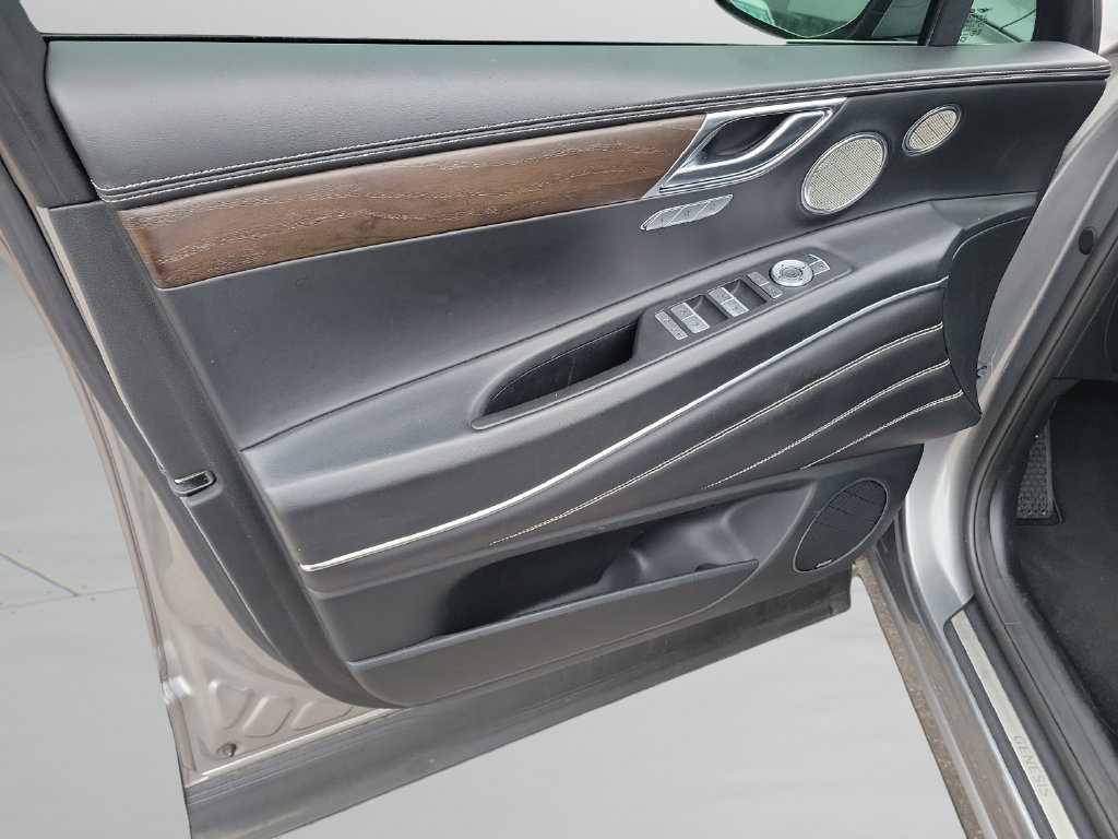 Used 2023 Genesis GV80 3.5T AWD/4WD image 18