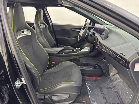 Used 2023 Kia EV6 GT image 15
