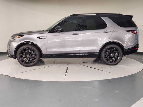 Used 2026 Land Rover Discovery Limited Edition AWD/4WD image 5