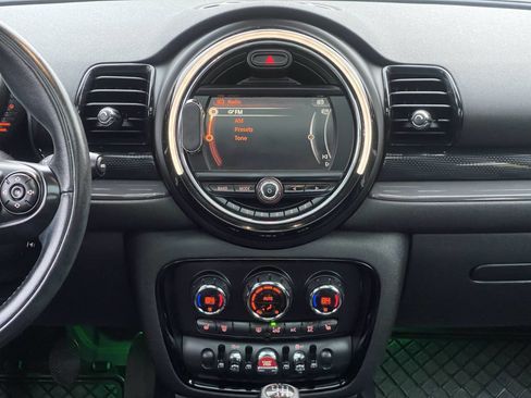 Used 2017 MINI Cooper Clubman S image 25