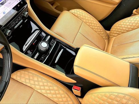 Used 2022 Jeep Grand Cherokee Summit AWD/4WD image 19