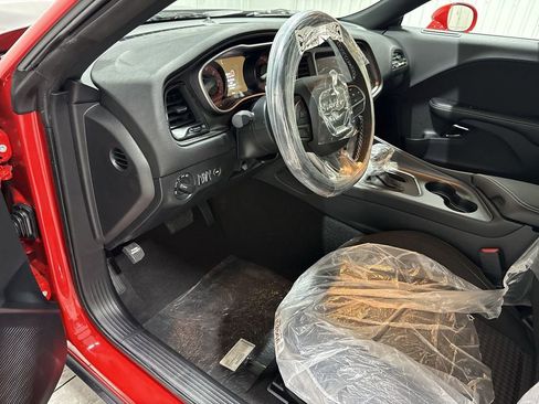 Used 2023 Dodge Challenger SRT Hellcat Redeye RWD image 10
