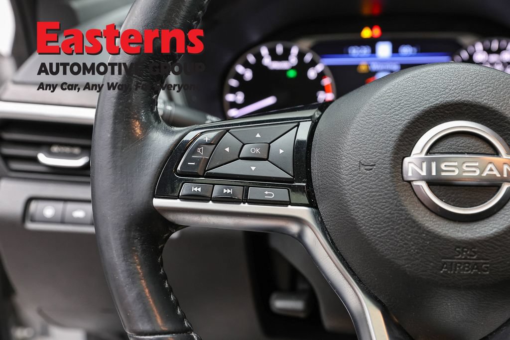 Used 2023 Nissan Altima 2.5 SL FWD image 16