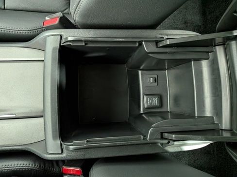 Used 2011 Honda Accord SE image 19