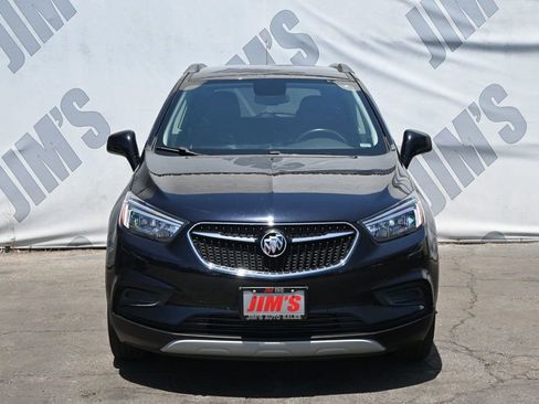 Used 2022 Buick Encore Preferred w/ Safety Package image 2