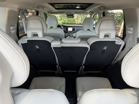 Used 2025 Volvo XC90 B5 Ultra w/ Protection Package AWD/4WD image 49