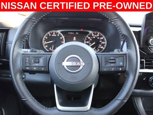 Certified 2024 Nissan Pathfinder SV image 29
