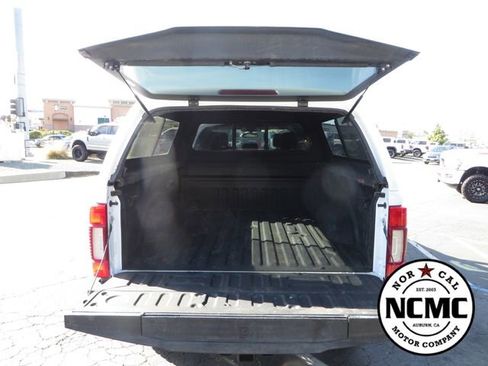Used 2021 Ford F350 Lariat w/ Tremor Off-Road Package AWD/4WD image 16
