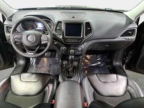 Certified 2022 Jeep Cherokee Trailhawk image 2