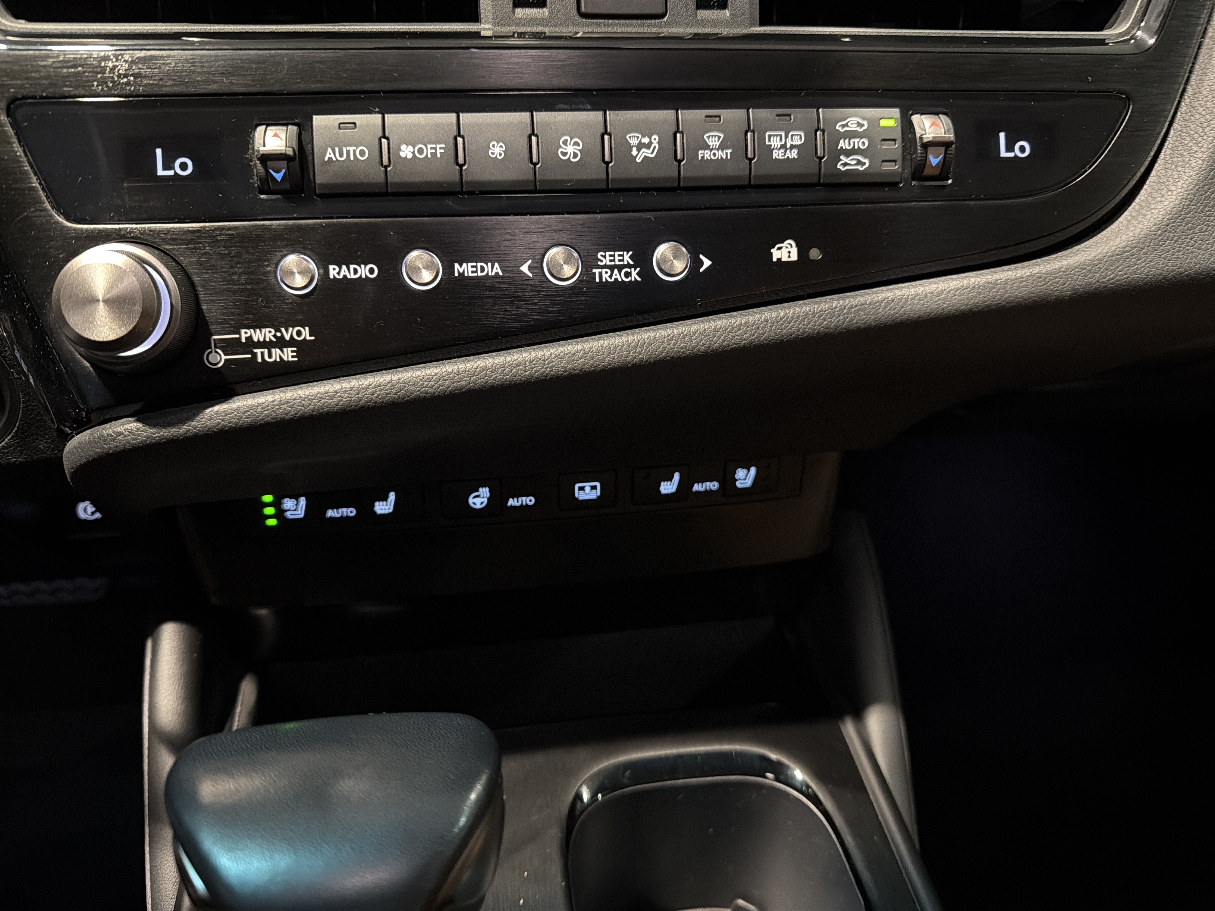 Used 2025 Lexus ES 350 w/ Premium Package FWD image 25