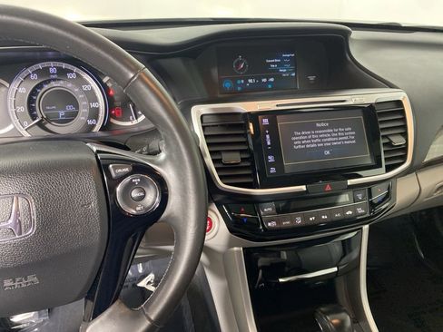 Used 2016 Honda Accord EX-L image 16