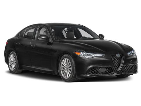Used 2023 Alfa Romeo Giulia Estrema AWD/4WD image 9