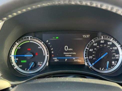 Used 2021 Toyota Highlander XLE image 21