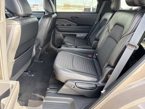 Used 2023 Nissan Pathfinder Rock Creek image 22