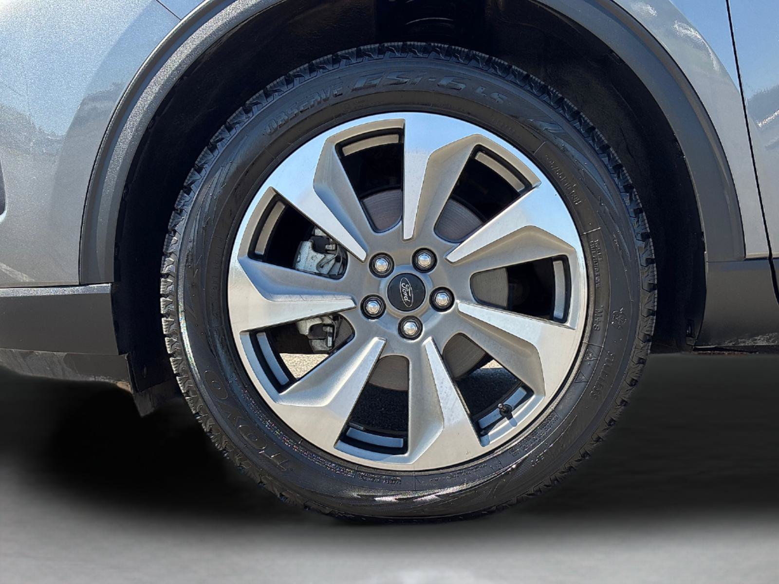 Used 2025 Ford Escape Platinum AWD/4WD image 13
