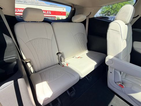 Used 2023 Buick Enclave Avenir w/ Avenir Technology Package AWD/4WD image 26