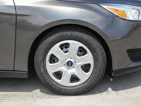 Used 2017 Ford Focus S FWD image 10