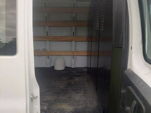 Used 2021 GMC Savana 2500 w/ Driver Convenience Package image 22