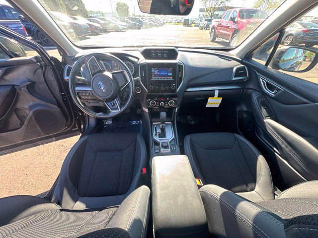 Certified 2023 Subaru Forester Premium AWD/4WD image 17