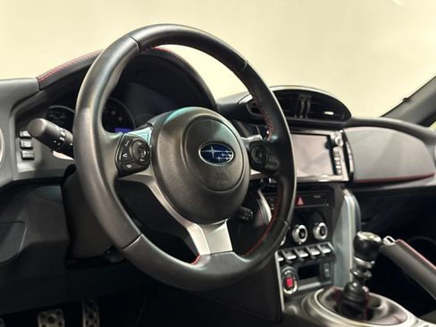 Used 2020 Subaru BRZ Limited RWD image 23