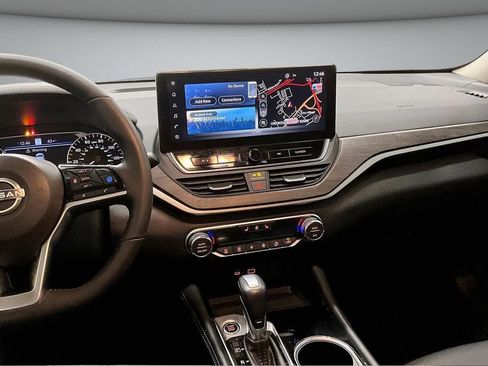 Used 2023 Nissan Altima 2.5 SL image 9