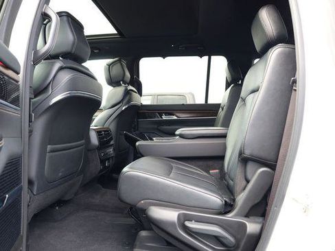 Certified 2023 Jeep Grand Wagoneer 4WD image 28