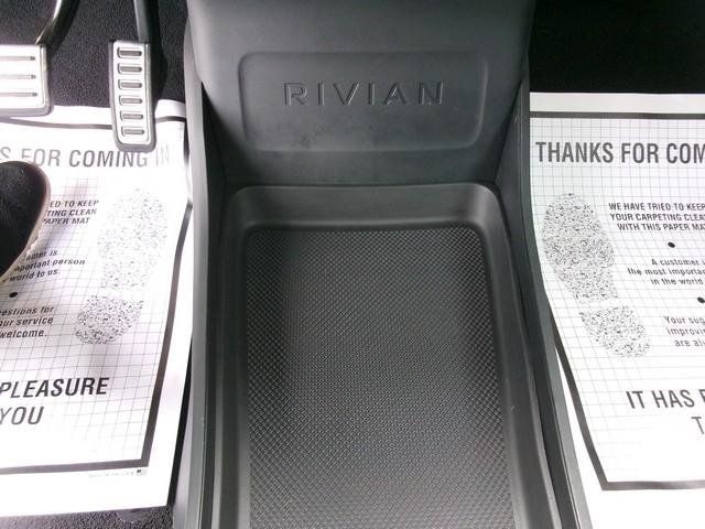 Used 2022 Rivian R1T Launch Edition AWD/4WD image 13