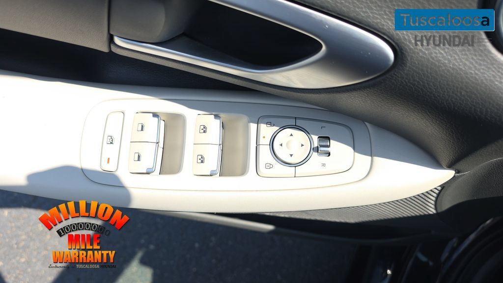 Used 2025 Hyundai Sonata SEL FWD image 13