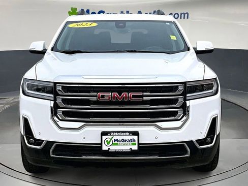 Used 2023 GMC Acadia SLT image 2