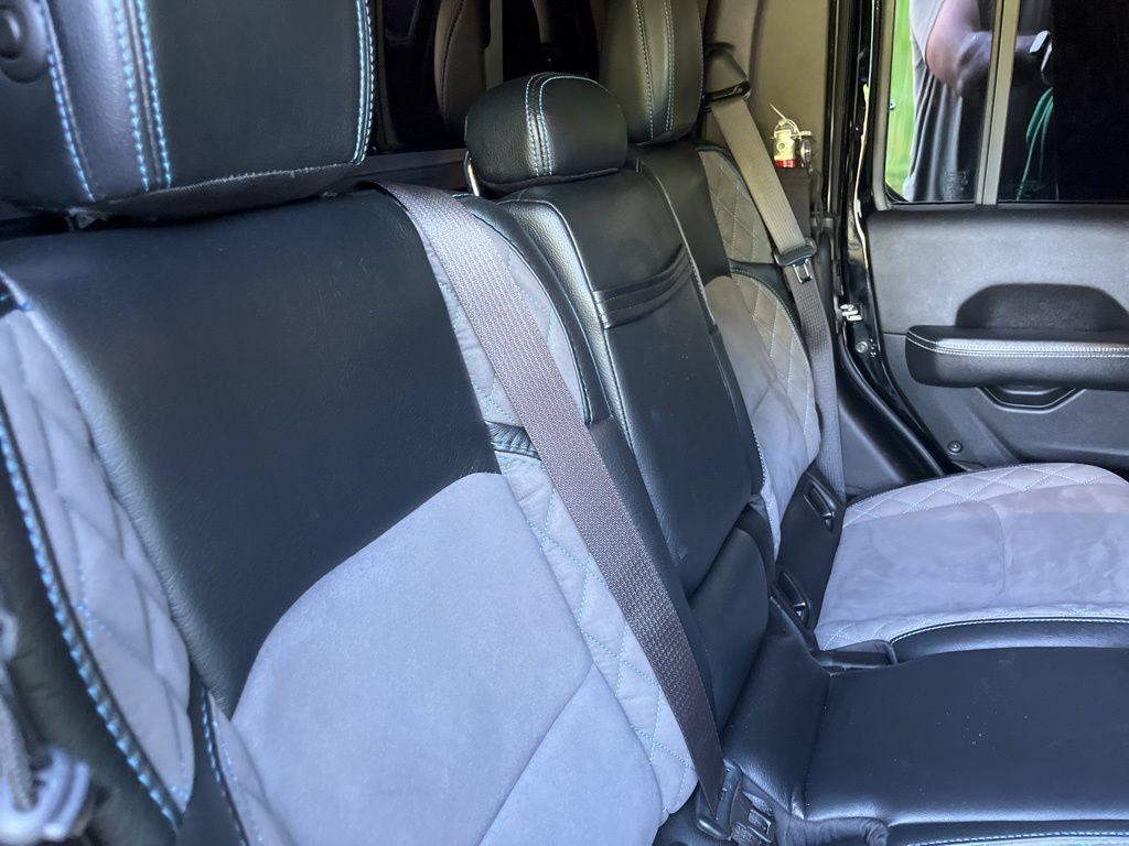 Used 2020 Jeep Gladiator Rubicon AWD/4WD image 52